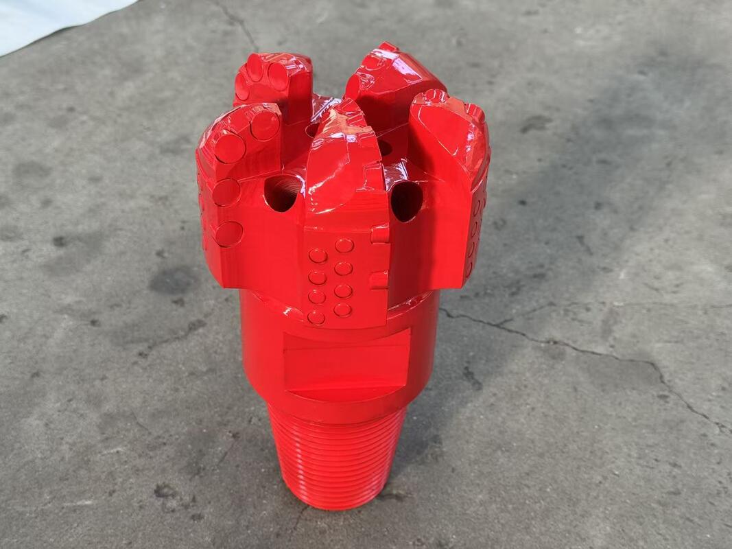 165mm 5 lame PDC perforazione Bit Efficienza migliorata Struttura multi lame Strumento di perforazione efficiente
